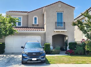 136 Chickadee Ln, Gilroy, CA 95020