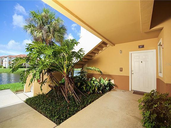 4th image of 1025 Villagio Cir Unit 107