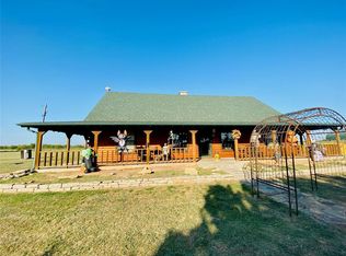 144 W Hells Gate Dr, Strawn, TX 76475