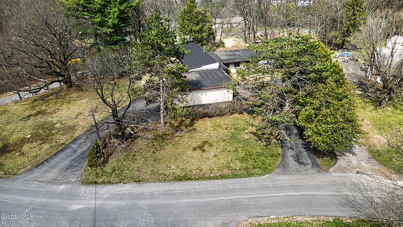 5th image of 20 Alsid Court