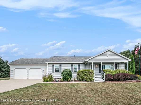 2770 W Kinley Rd, Saint Johns, MI 48879