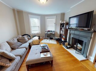 210 Winthrop Rd APT 14, Brookline, MA 02445