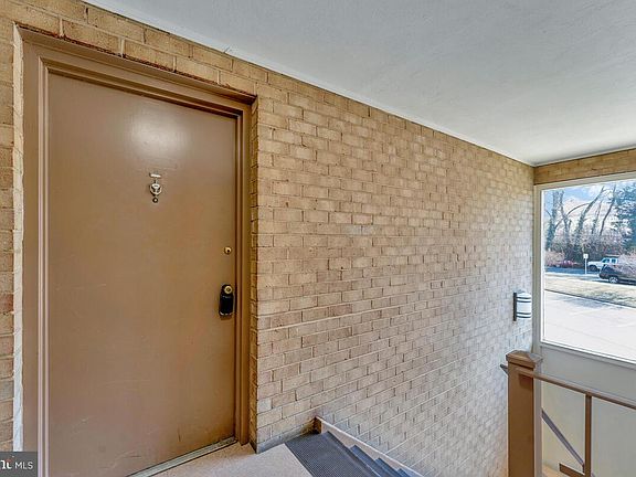 4th image of 4100 Daniels Ave APT 304