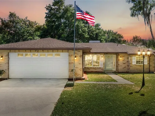 2106 Linda Ln, Lutz, FL 33558