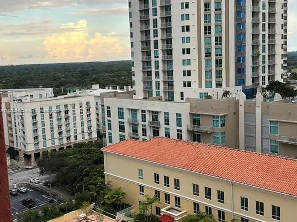 7350 SW 89th St APT 1610S, Miami, FL 33156