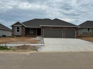 803 E Tarpon Rd, Nixa, MO 65714