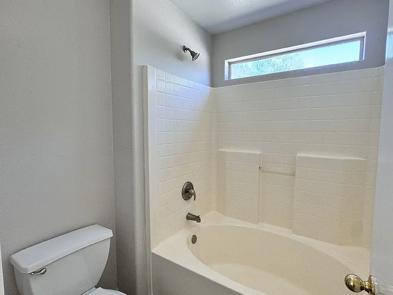 9138 W Ross Ave — Photo 6