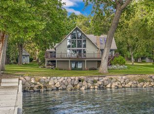 2810 Willow Point Dr, Delavan, WI 53115