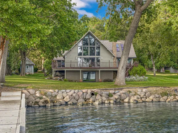 2810 Willow Point DRIVE, Delavan, WI 53115