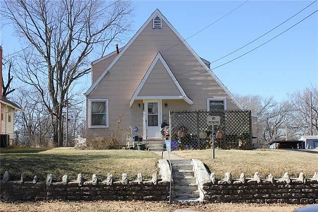 1st image of 1218 White Ave