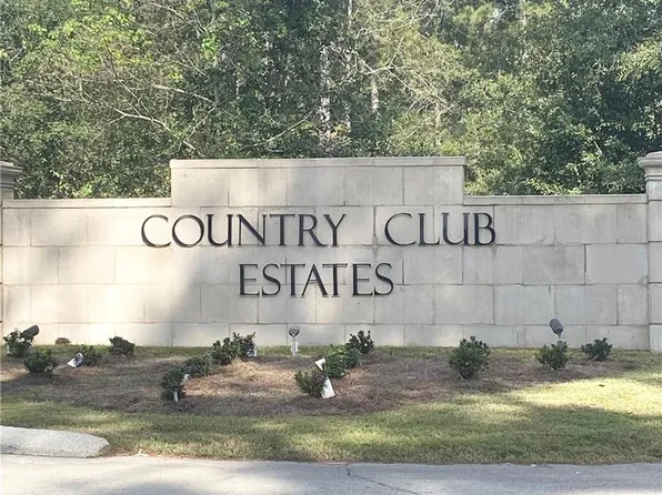 19194 Country Club Ln, Hammond, LA 70401