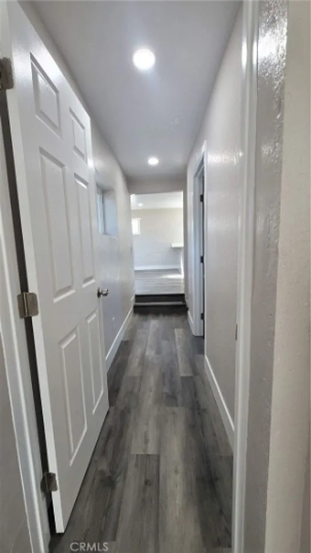 Charming 3-Bedroom, 1-Bath Home in Barstow, CA Perfect for You! — Photo 2
