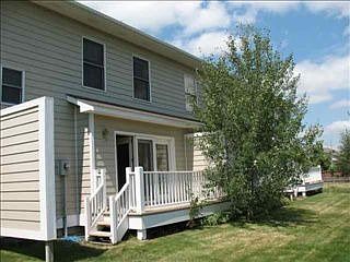2nd image of 108 S Yellowstone Ave APT 3