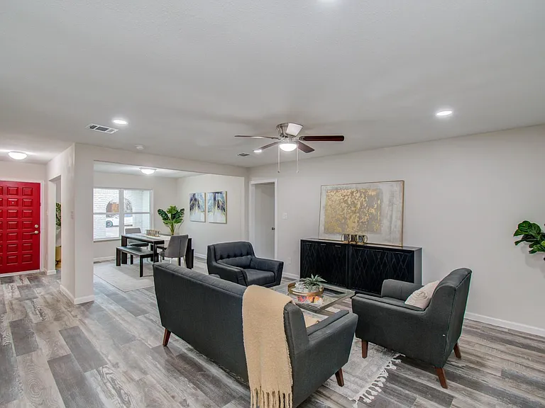 9406 Autauga St — Photo 16