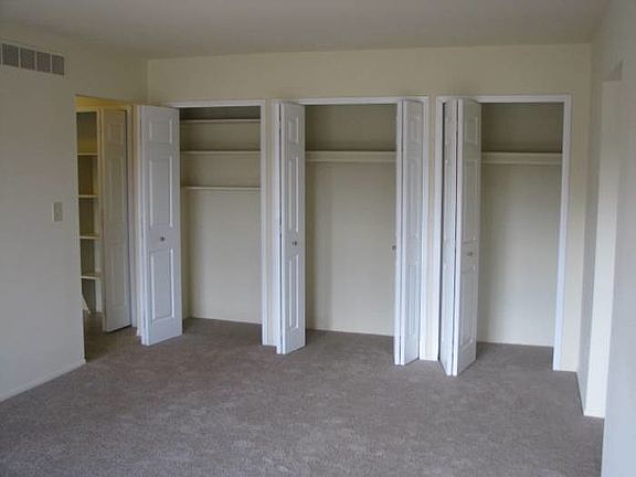 3rd image of 1330 Astor Ave APT 1721