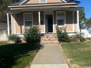 407 6th St, Gustine, CA 95322