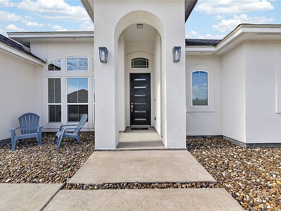 5th image of 13821 Flintlock Dr
