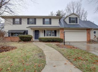 2410 Melrose Dr, Champaign, IL 61820
