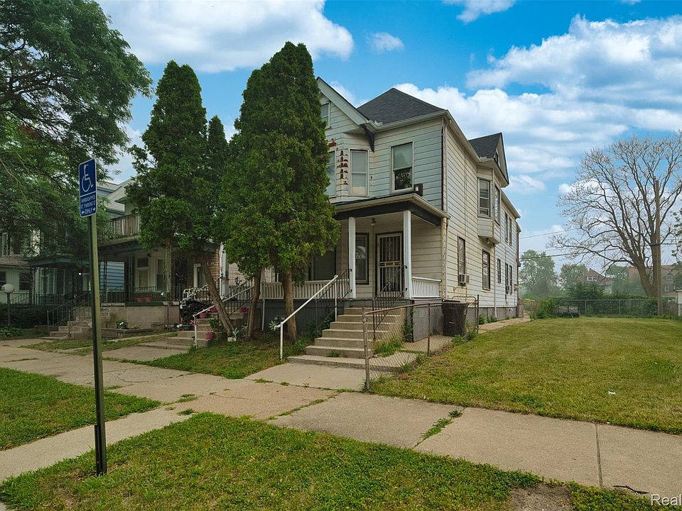 1st image of 1718 Canton St