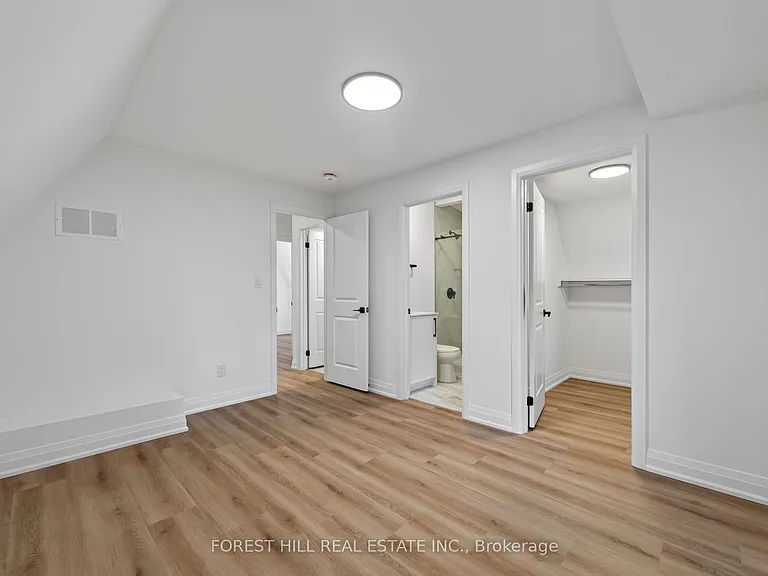 221 Churchill Ave #R — Photo 19
