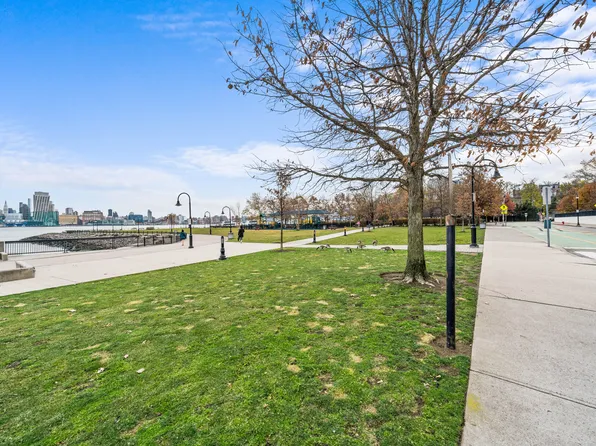 1000 Maxwell Lane image 37 of 45