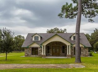 2214 Fm 563, Anahuac, TX 77514