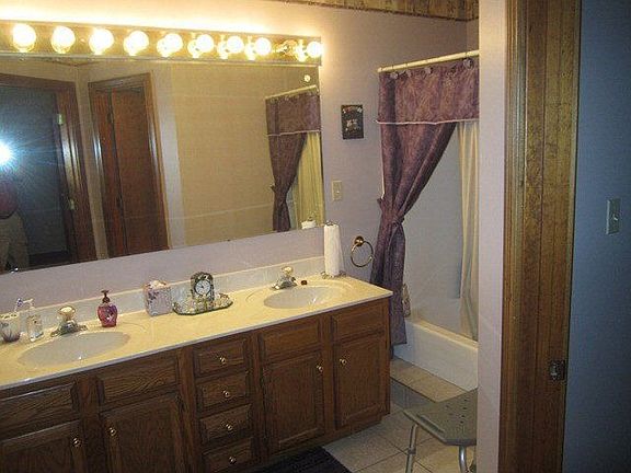 5th image of 4300 King Christian Ct