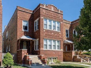 4820 W Roscoe St #1, Chicago, IL 60641