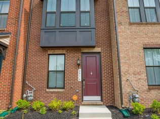 2816 Dart Dr, Alexandria, VA 22306