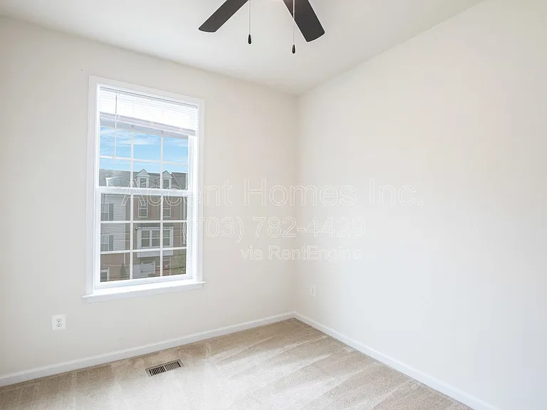 8605 Sweet Rose Ct — Photo 17
