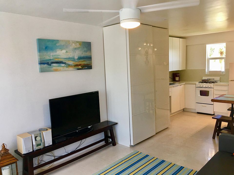 1st image of 6484 Indian Creek Dr APT 203