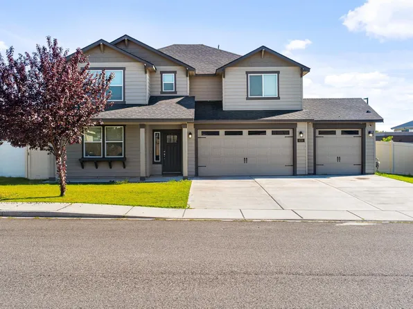 8210 Cassiar Dr, Pasco, WA 99301