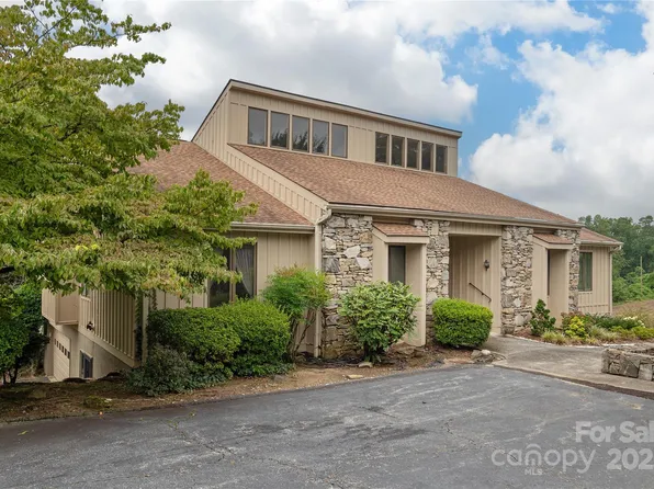 1 Westridge Ct #B, Hendersonville, NC 28791