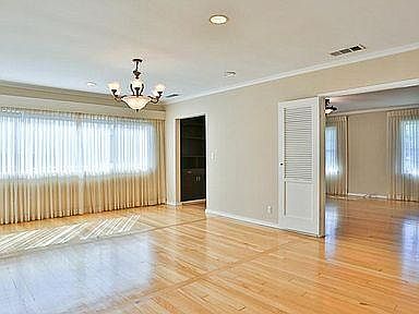 3rd image of 733 Horner St