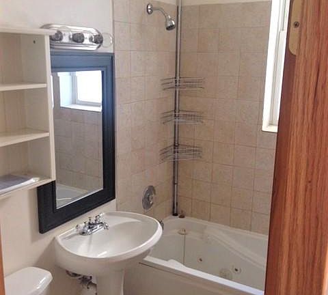 3rd image of 852 N Campbell Ave APT 1F