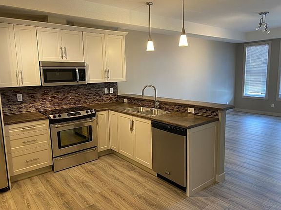 3rd image of 10808 71st Ave NW