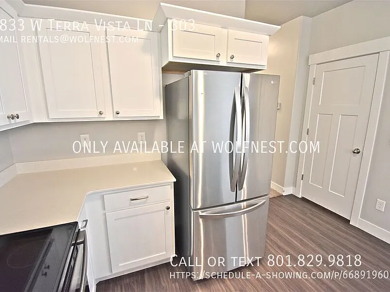 1833 W Terra Vista Ln #303 — Photo 10