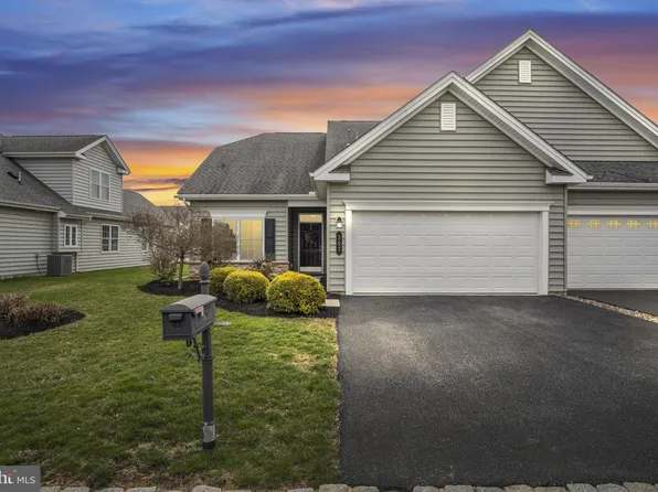 307 Valor Dr, Mechanicsburg, PA 17050