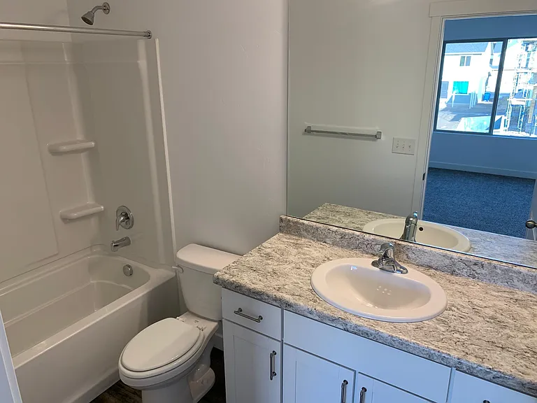 139 E River View Dr — Photo 16