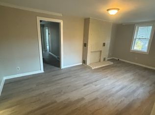 124 Stanger Ave #C, Glassboro, NJ 08028