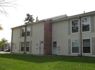 1970 Huntington Blvd, Hoffman Est, IL 60169