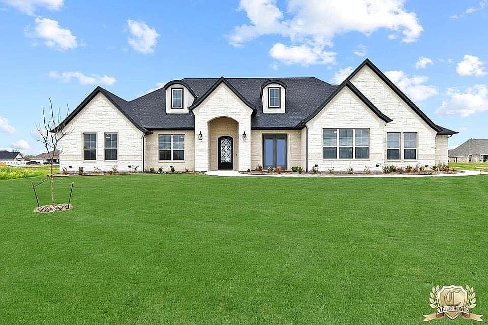 1st image of 1060 Tobey Ct