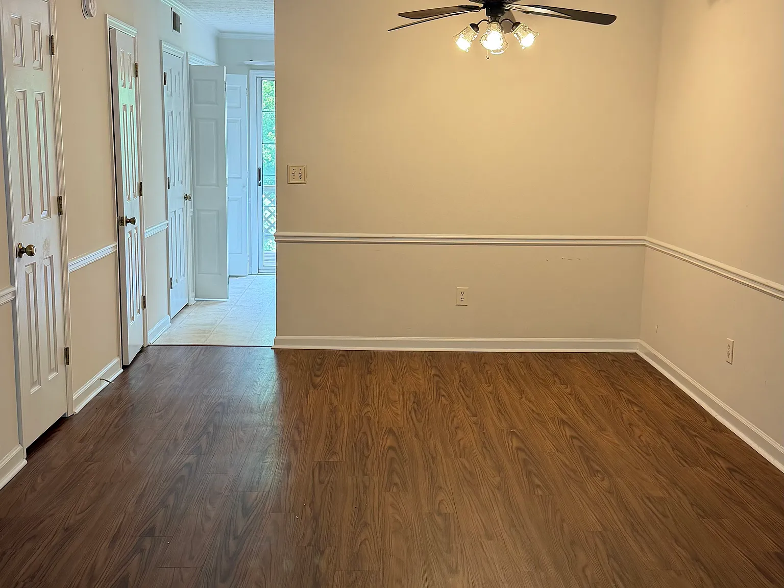 2 bed, 1216 sqft, $1,800 — Photo 2