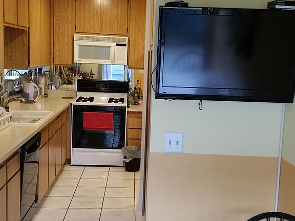 2nd image of 1170 Golden Springs Dr Unit D