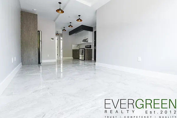 Rented by Pinn Realty | media 2