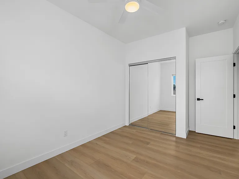 5049 Art St — Photo 26