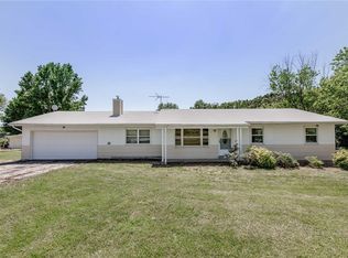2495 S Point Prairie Rd, Foristell, MO 63348