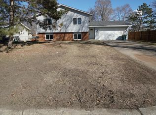 6906 Halifax Ave N, Brooklyn Center, MN 55429