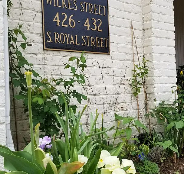 321 Wilkes St — Photo 1