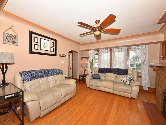 3rd image of 3851 E Martin Ave
